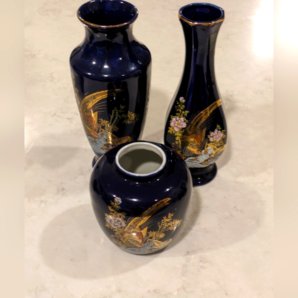 Vintage Japanese Blue Cobalt Porcelain 8', 8.5"& 5" Tall vase Berd Floral Desige